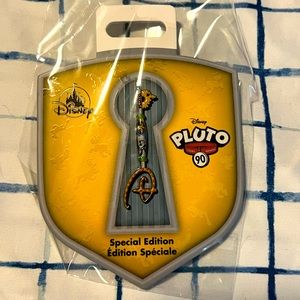 Pluto 90th Anniversary Disney Key Pin